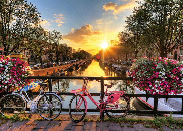 YAM-05-1049　風景　光射す運河と町並（アムステルダム）　500ピース　ジグソーパズル　［CP-FO］