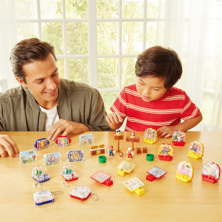 スーパーマリオ ひろがるマリオワールド　●予約　EPT-07617 W70×D45×H90mm