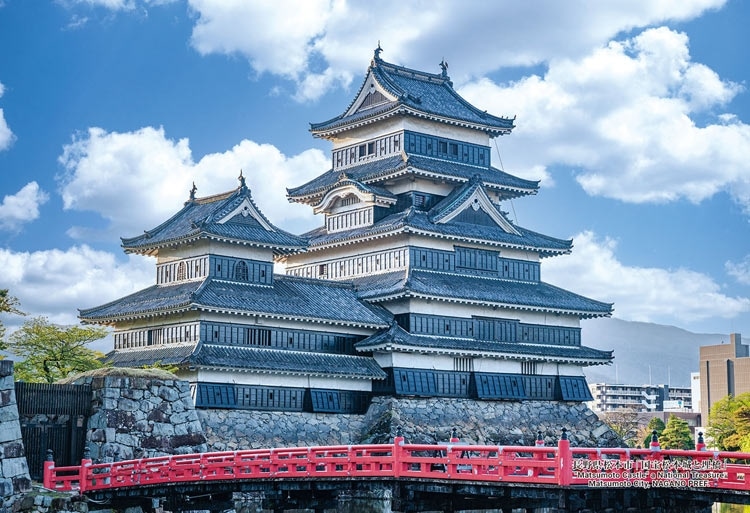 長野県松本市「国宝松本城と埋橋」　 　300ピース　ジグソーパズル　CUT-300-465 26×38cm